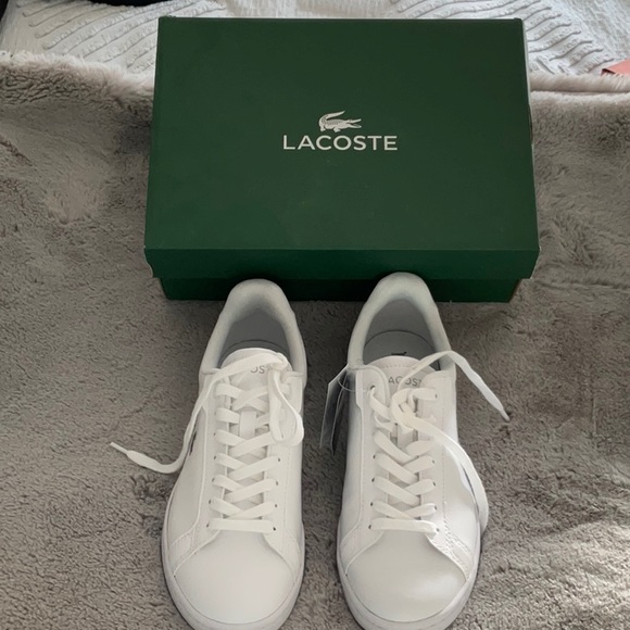 Shoes - Lacoste sneakers